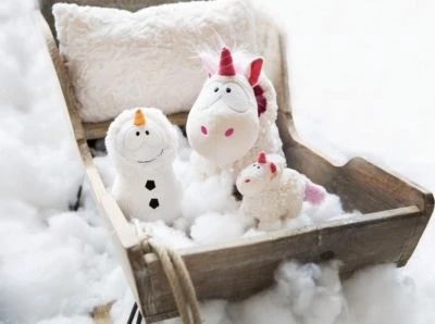 NICI Einhorn Theodor Mit Schneeanzug GREEN, 22 Cm (48163) 2 NICI Einhorn Theodor Mit Schneeanzug GREEN, 22 Cm (48163) – Bild 2