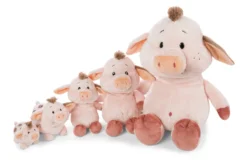 Nici 47793 Schwein Pigwick 31cm Farm Friends Plüsch Kuscheltier Schlenker GREEN -Nici 47790 10 47791 47792 47793 47794 Groessenvergleich 2048x1345 3