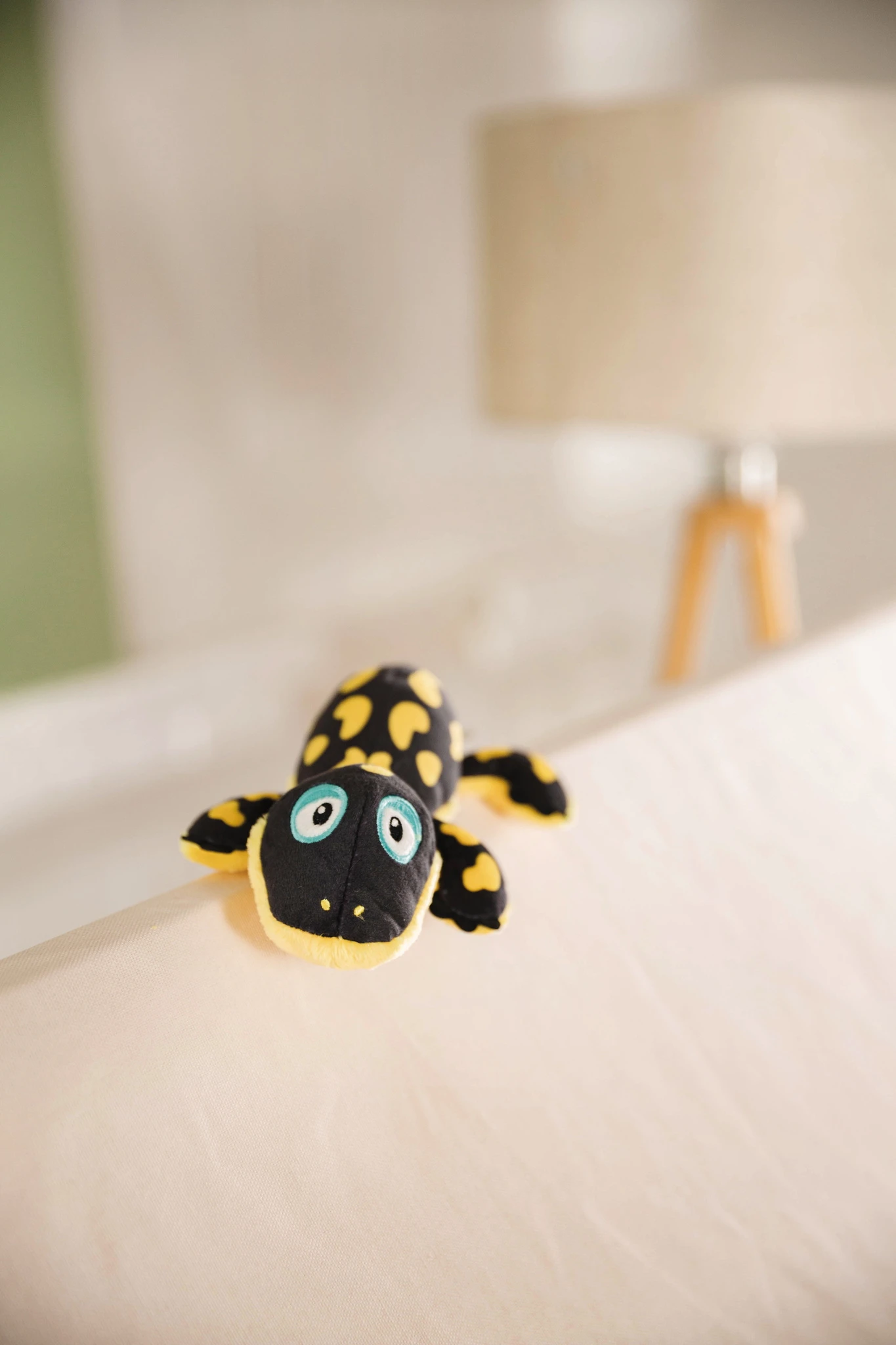 Nici 48780 Salamander Don Fuego Ca 25cm Plüsch Kuscheltier GREEN Classic Bear 5 Nici 48780 Salamander Don Fuego Ca 25cm Plüsch Kuscheltier GREEN Classic Bear – Bild 5